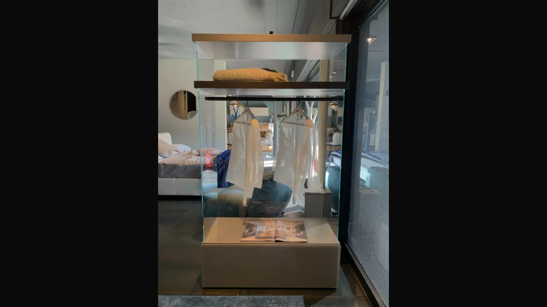 AIR WALK-IN CLOSET 
