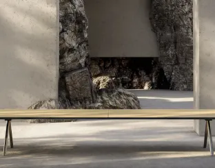 Tavolo HEB in legno di Frassino di Desalto