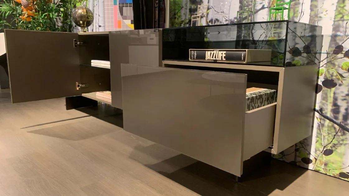 Madia 36e8 Glass 1325 di Lago