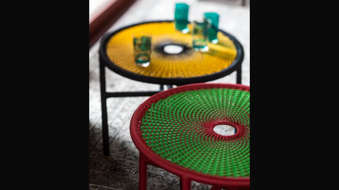 Tavolino in filo di polietilene intrecciato Banjooli di Moroso