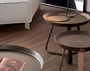 Tavolino Frinfri in legno con base in metallo di Bonaldo