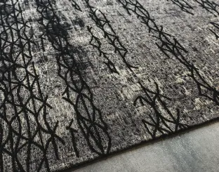 Tappeto Mumbai grigio e nero tessuto in cotone e ciniglia a rilievo di Cattelan Italia