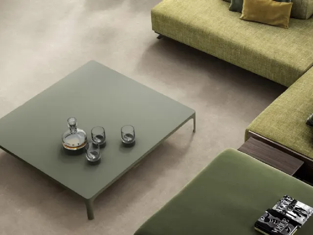 Tavolino minimal  in metallo Spencer di Doimo Salotti