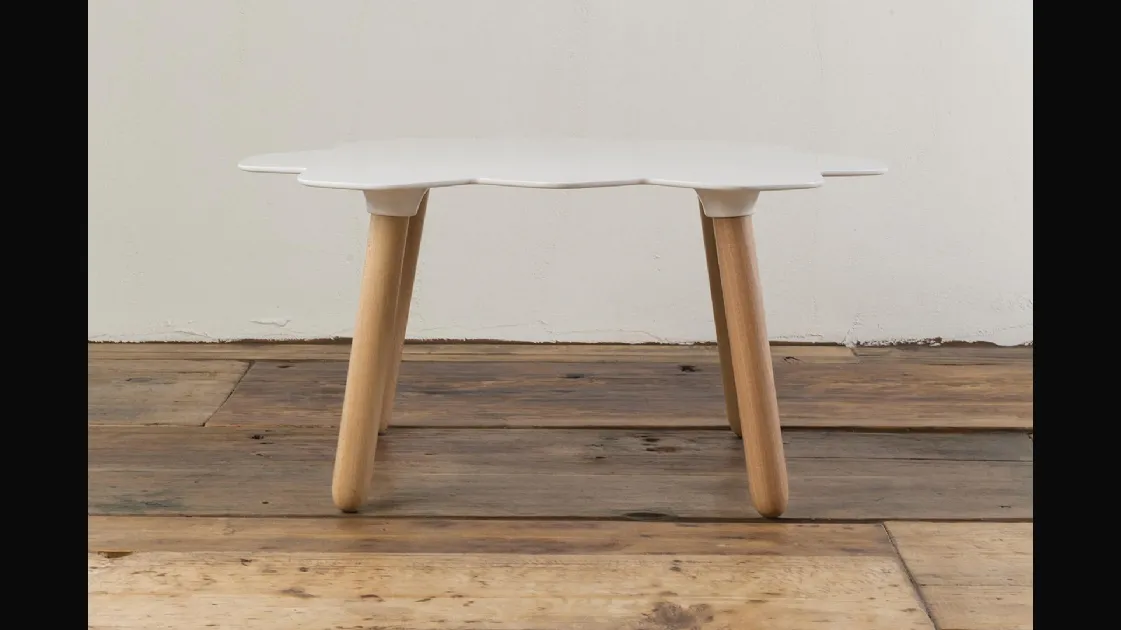 Tavolino in polietilene con gambe in faggio Tarta Low Table di Slide