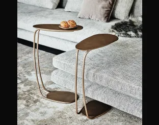 Tavolino con base e piano in acciaio verniciato Yago di Cattelan Italia