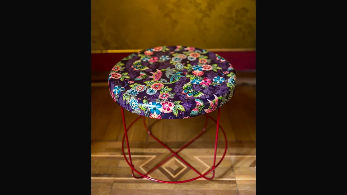 Tavolino in tessuto e resina Ukiyo di Moroso