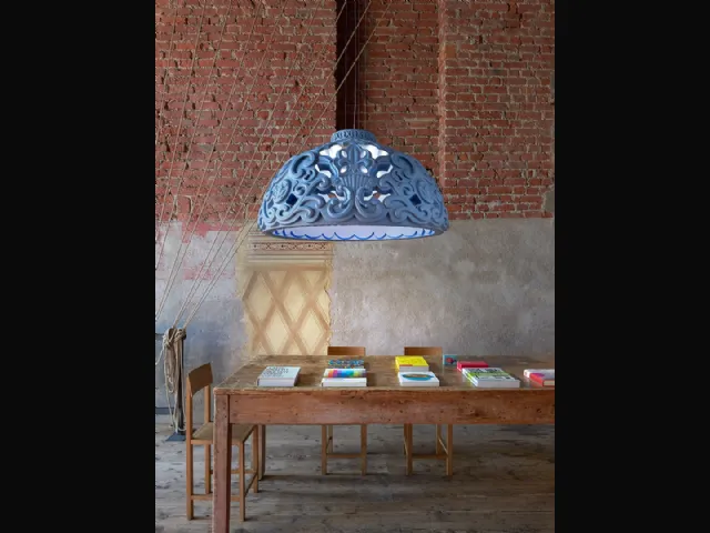 Lampada a sospensione di design in polietilene Dame of Love di Slide