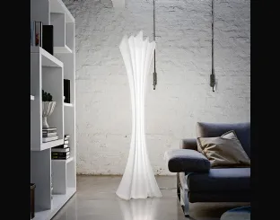 Lampada da terra appendiabiti in polietilene bianco Sipario Light di Cattelan Italia