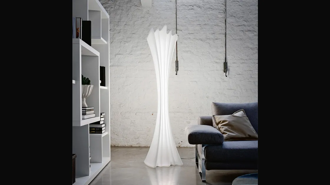 Lampada appendiabiti da terra in polietilene bianco Sipario Light di Cattelan Italia
