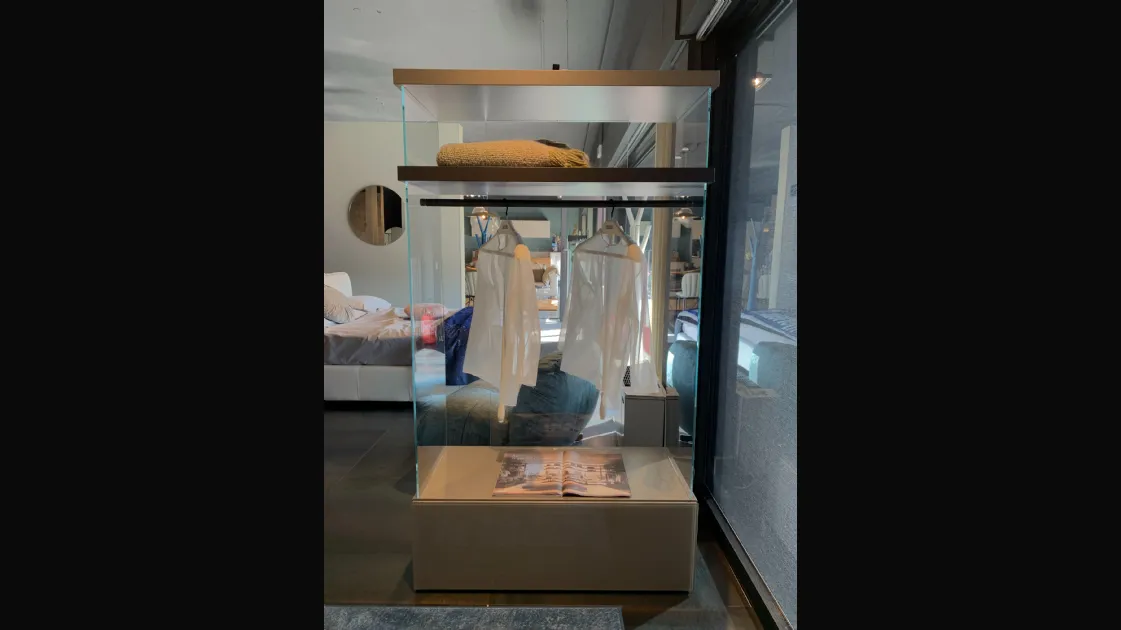 AIR WALK-IN CLOSET 