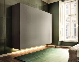 Armadio Et Voilà sospeso laccato opaco con anta in tessuto personalizzabile di Lago