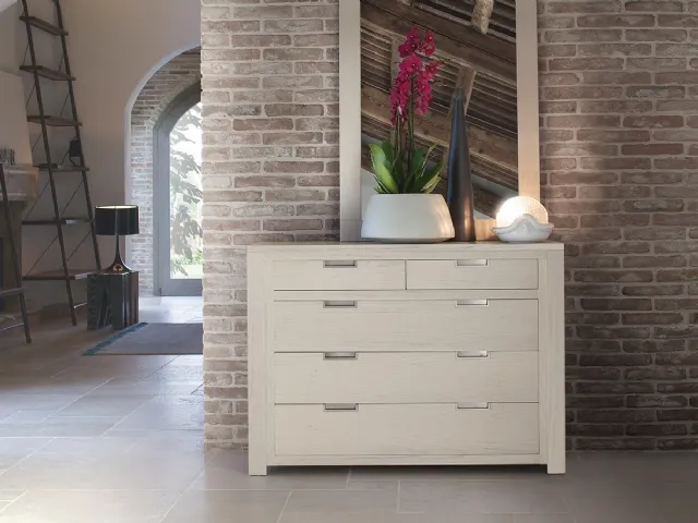 Cassettiera Quadra in Rovere massello di Devina Nais
