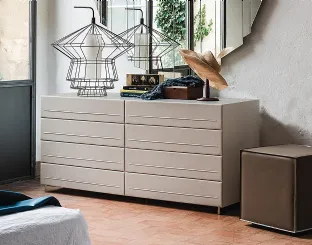 Comò Dyno in legno rivestito in pelle di Cattelan Italia