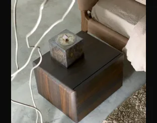 Comodino in rovere cotto scuro SassiDiFiume di Falegnameria 1946