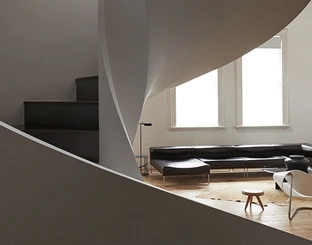 Divano in pelle Lowseat di Moroso