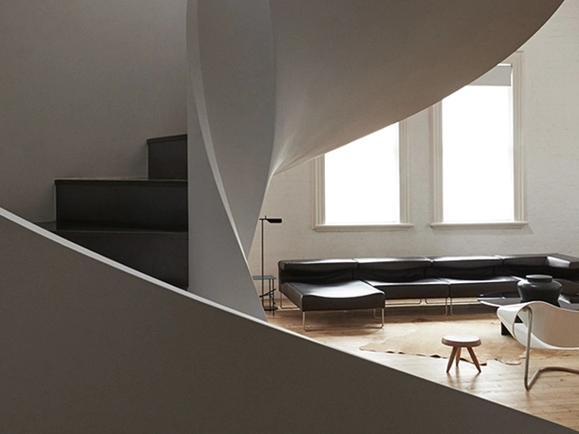 Divano in pelle Lowseat di Moroso