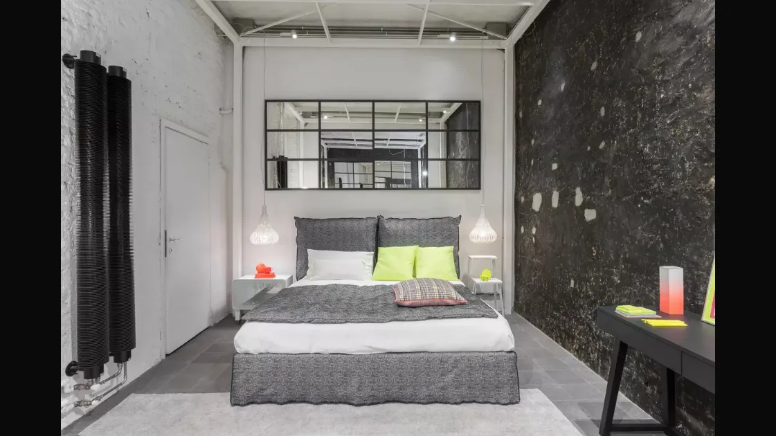 Letto con testiera Double di Gervasoni