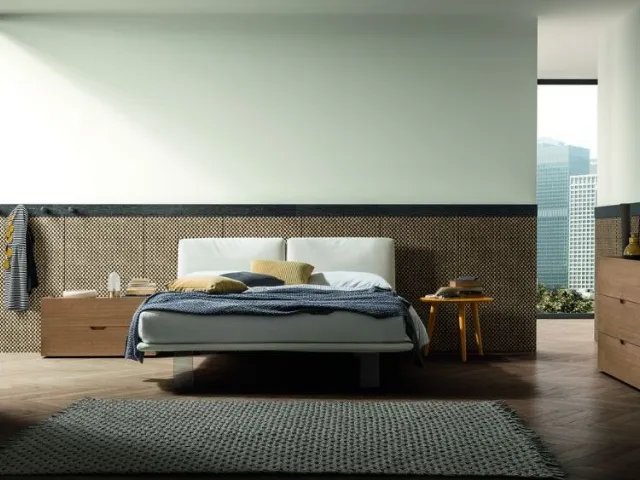 Letto matrimoniale in ecopelle imbottito Ghost di Morassutti