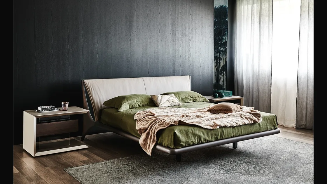 Letto Nelson in legno con testiera imbottita di Cattelan Italia