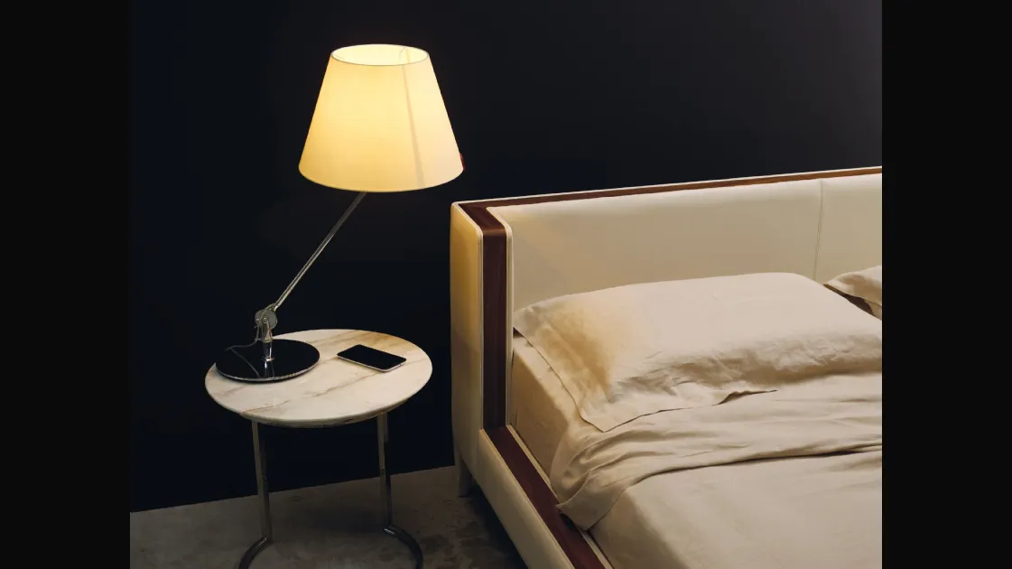Letto in pelle e legno Raphael di Falegnameria 1946
