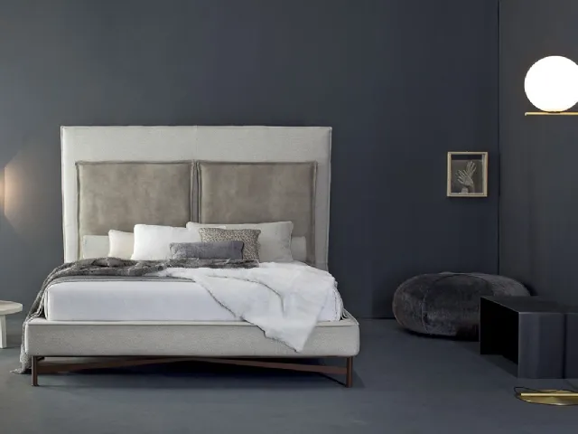 Letto in tessuto con testiera alta SP2802 Alto di Twils