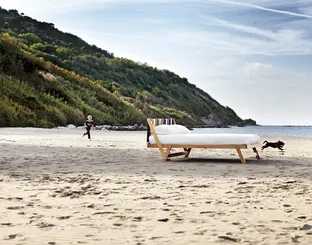 Letto moderno con testiera Tolò di Noctis