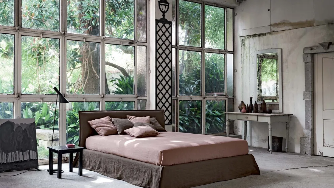 Letto in tessuto reversibile con testiera Twin Double di Veneran