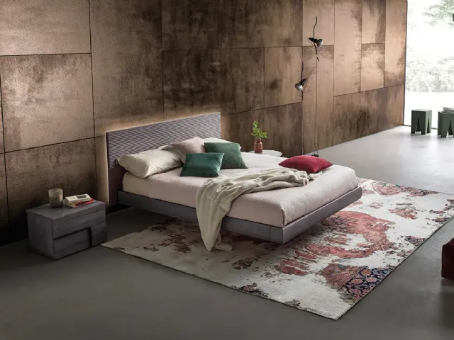 Letto in massello con testiera sospesa retroilluminata Zen Elegance di Devina Nais