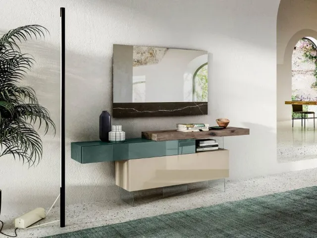 Madia 36e8 09913 in vetro laccato lucido dal design dinamico di Lago