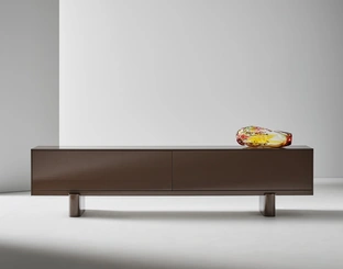 Madia Blocco Sideboard in legno laccato di Bonaldo