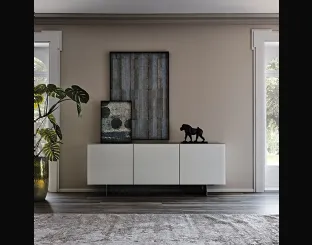 Madia in legno laccato opaco e ante in cristallo verniciate Focus di Cattelan Italia
