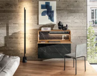 Mobile sospeso Home Office 1275 in vetro con piano scrittoio in legno di Lago