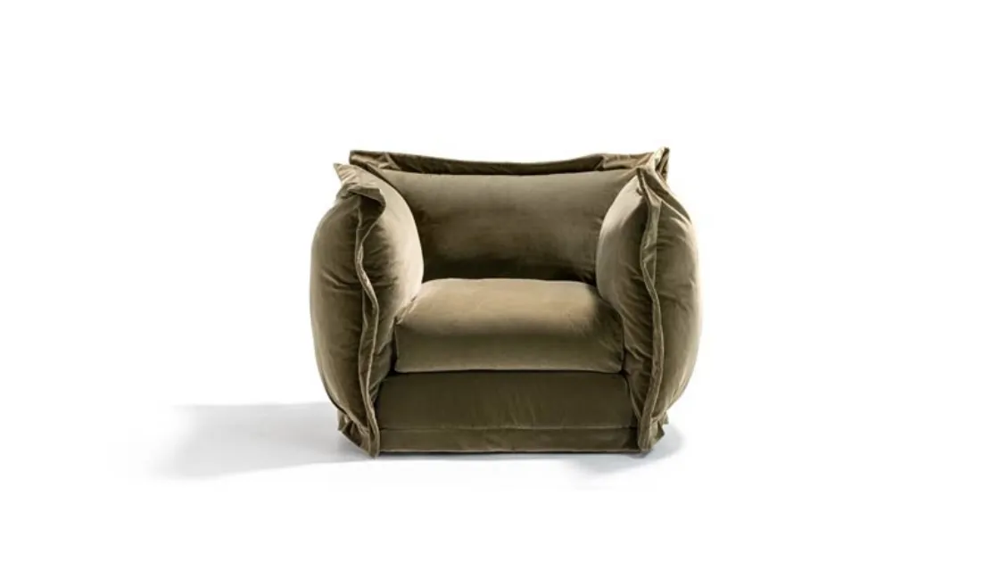 Poltrona in tessuto Cloudscape di Moroso