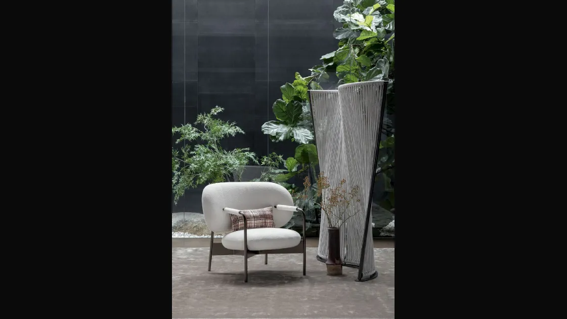 Poltroncina Cross lounge chair di Bonaldo