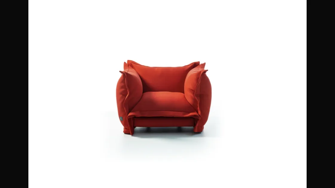 Poltrona in tessuto imbottito High Cloud di Moroso