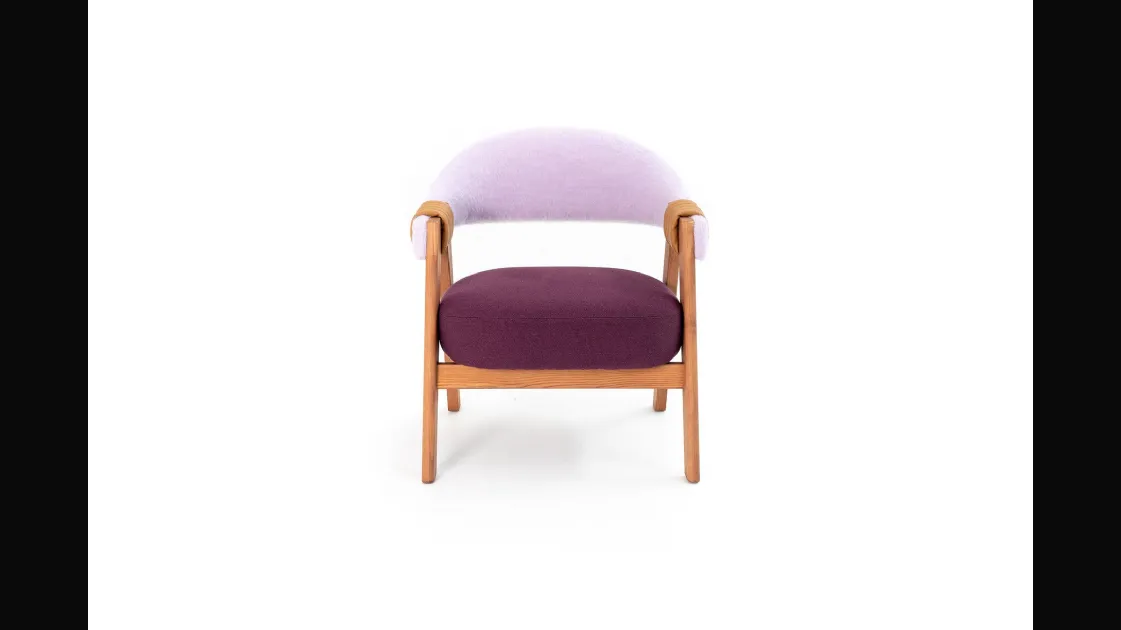 Poltroncina Mathilda in tessuto imbottito e legno di Moroso