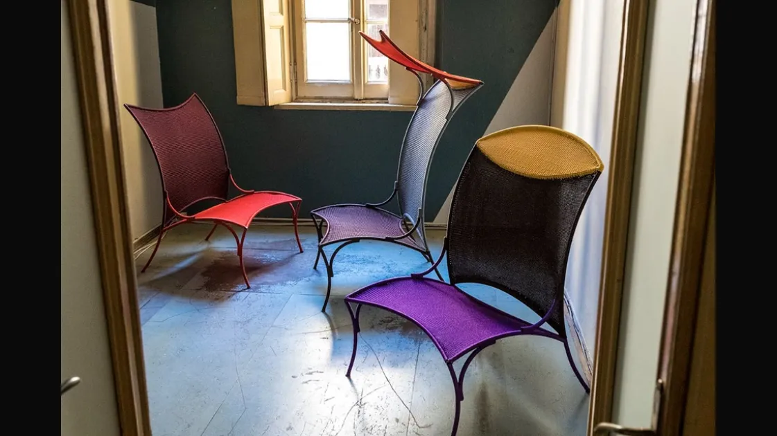 Poltrona originale Arco realizzata con filato per reti da pesca di Moroso