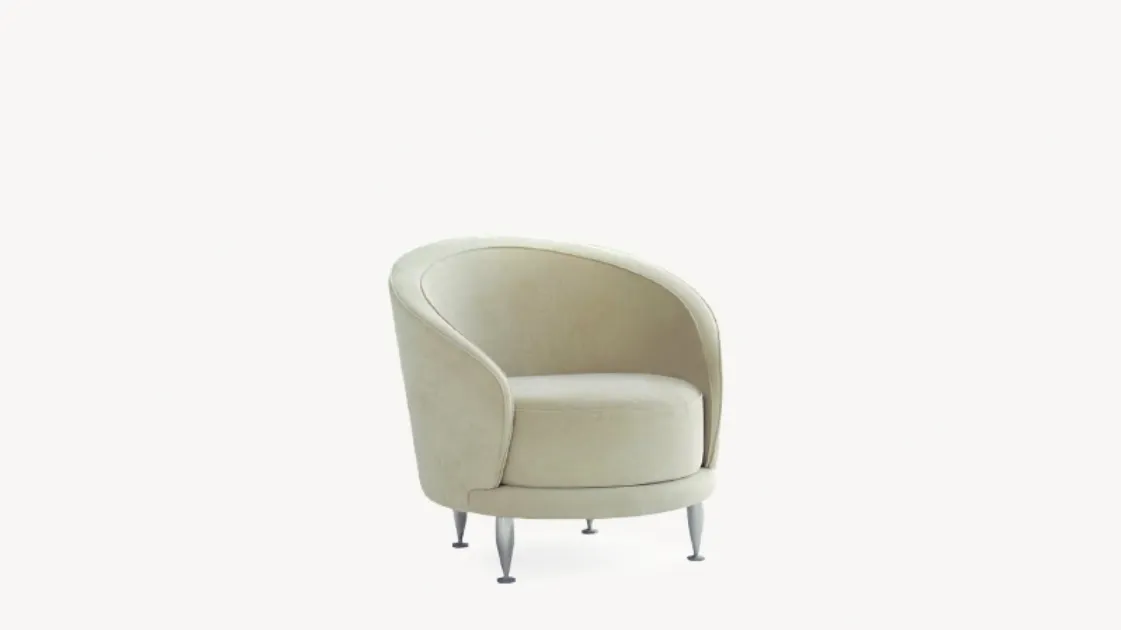 poltroncina in velluto New Tone di Moroso