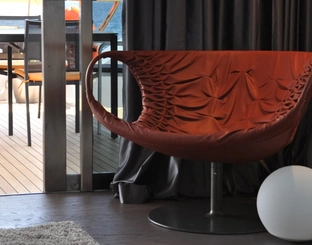 Poltrona in pelle Smock di Moroso