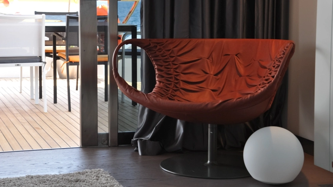 Poltrona in pelle Smock di Moroso