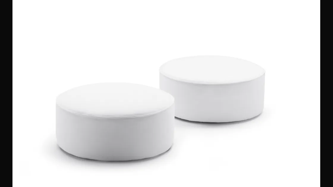 Pouf Discovery tondo e rivestito in ecopelle dallo stile moderno di Biba salotti