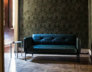 Divano lineare trapuntato in pelle Modernista di Moroso