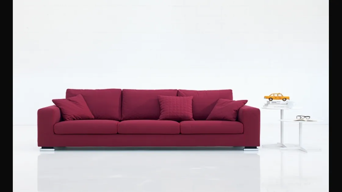 Divano Plano rosso ciclamino in stile moderno di Biba salotti