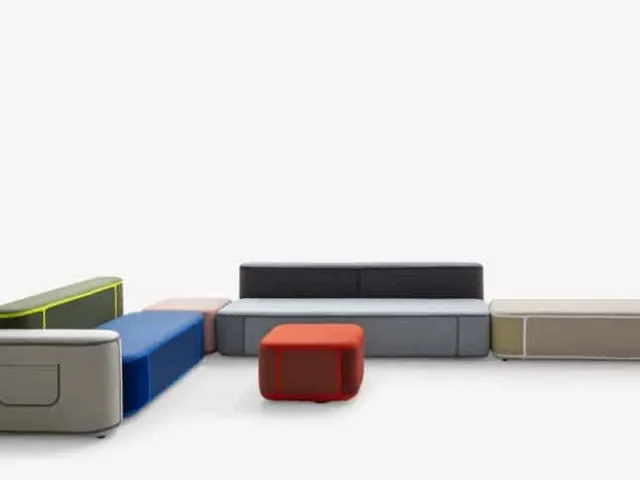 Divano modulare angolare in tessuto Tape di Moroso