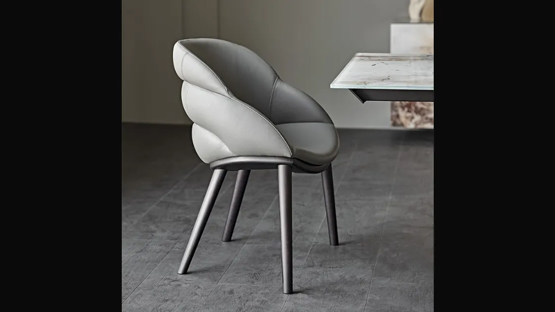 Sedia imbottita rivestita in ecopelle Camilla di Cattelan Italia