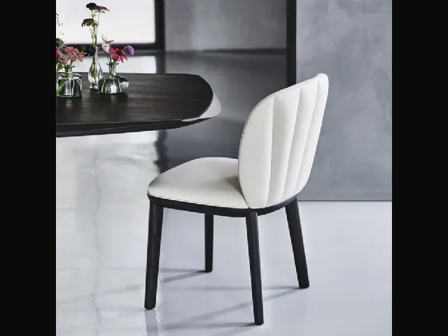 Sedia in legno con rivestimento in pelle Chrishell di Cattelan Italia
