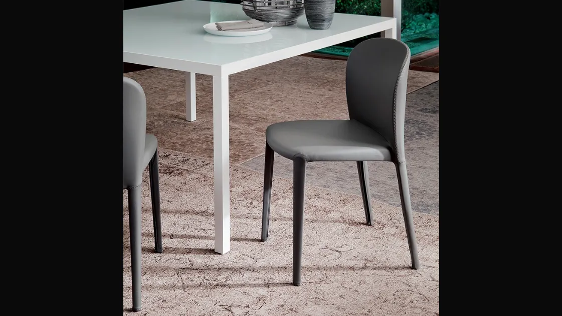 Sedia in acciaio rivestita in pelle Daisy di Cattelan Italia
