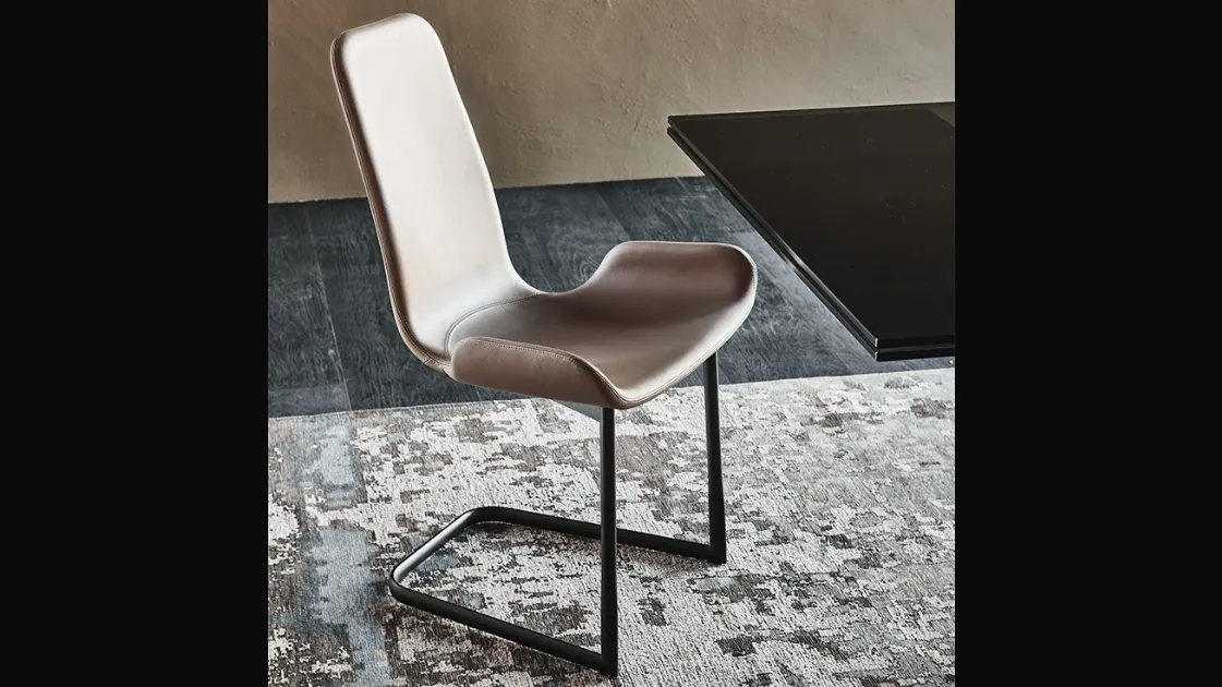Sedia in pelle con struttura in acciaio Flamingo Cantilever di Cattelan Italia