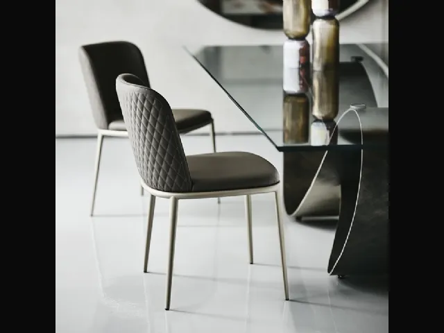 Sedia in pelle con schienale trapuntato Magda ML Couture di Cattelan Italia