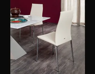 Sedia in ecopelle con struttura in acciaio Maya Flex ML di Cattelan Italia